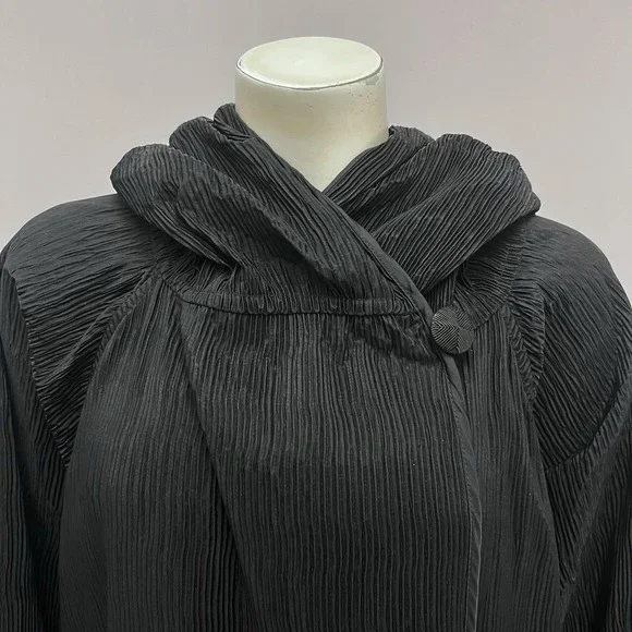 Mycra Pan One Reversible Coat Black Hood Artsy Style Size 1 - S/M Fits Large L - Picture 8 of 12